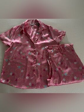 delicates 2-Piece Pajama Set Short Sleeves Button Down with Pants Size S NWOT